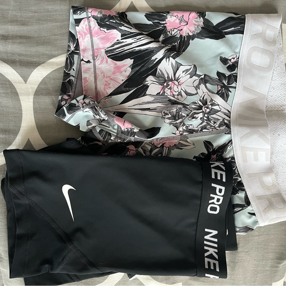 Nike Pro Shorts Pair